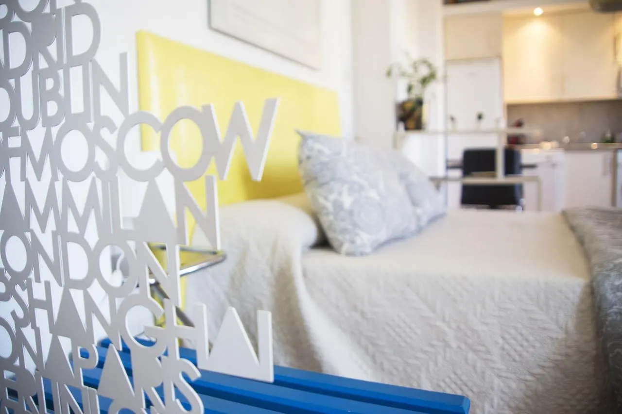Malaga Dreams City Center Apartment 0*,