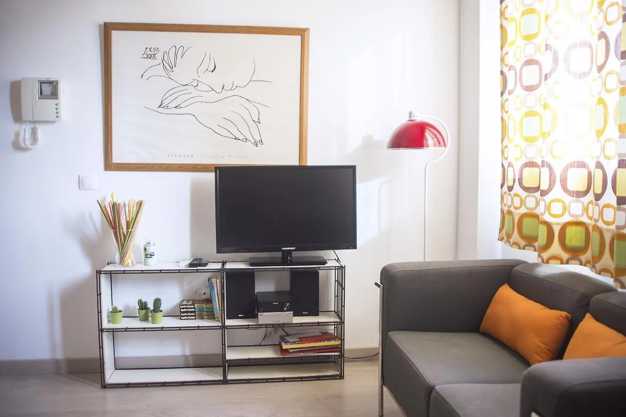 Malaga Dreams City Center Apartment 0*,